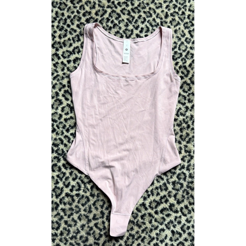 Lululemon Wundermost Ultra-Soft Nulu Square-Neck Sleeveless Bodysuit Small Thong